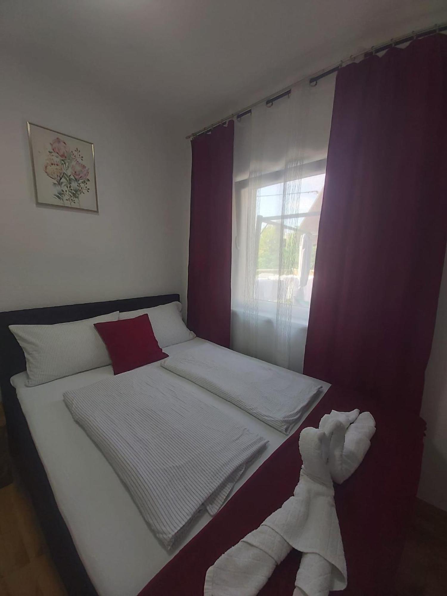 Panda Rooms Maribor Exterior foto