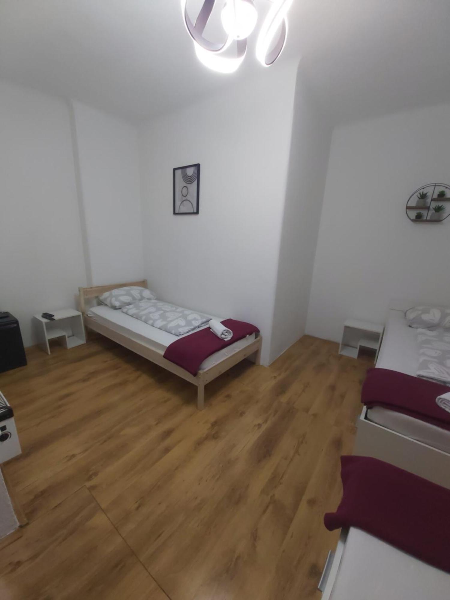 Panda Rooms Maribor Exterior foto