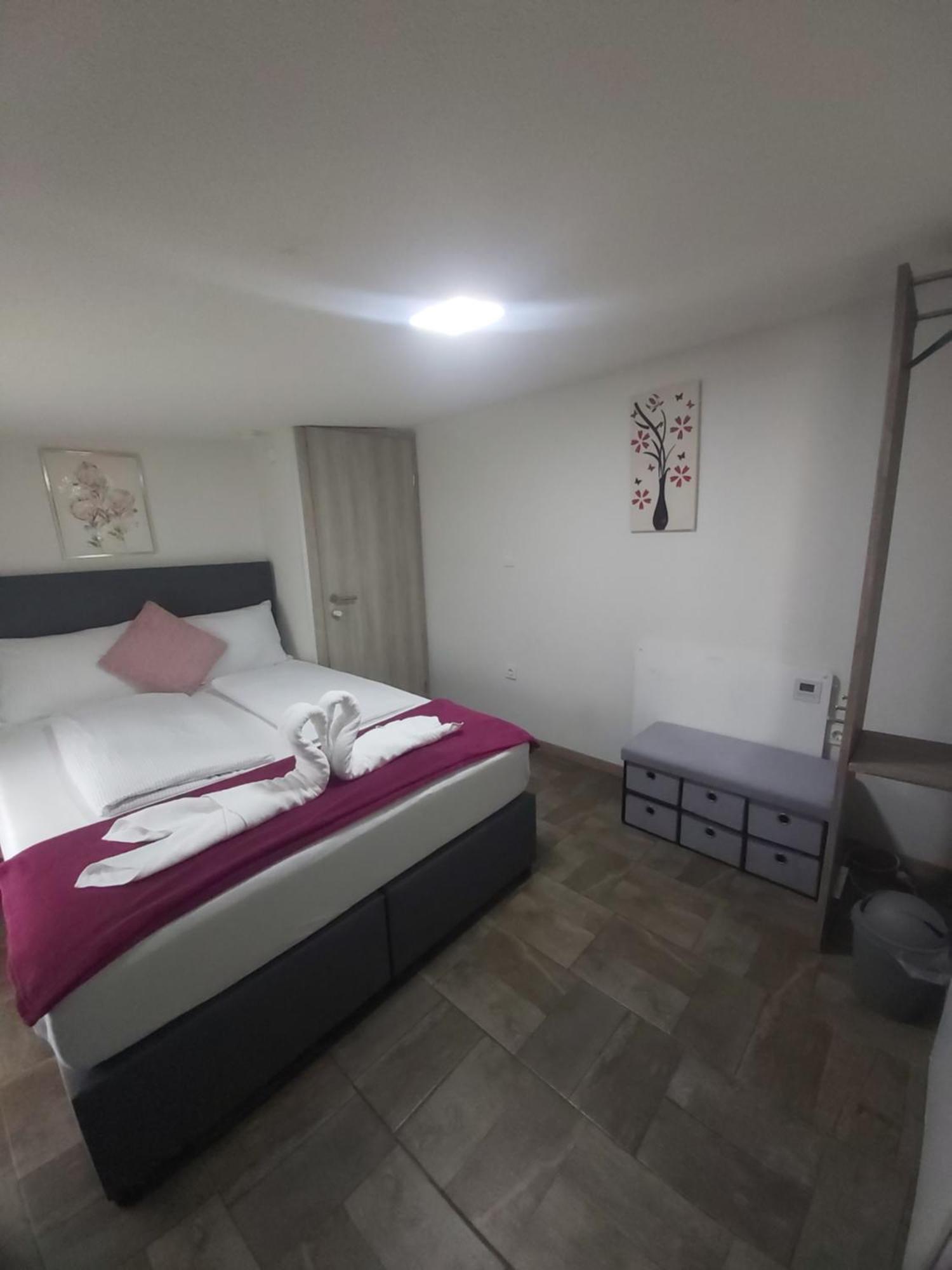 Panda Rooms Maribor Exterior foto